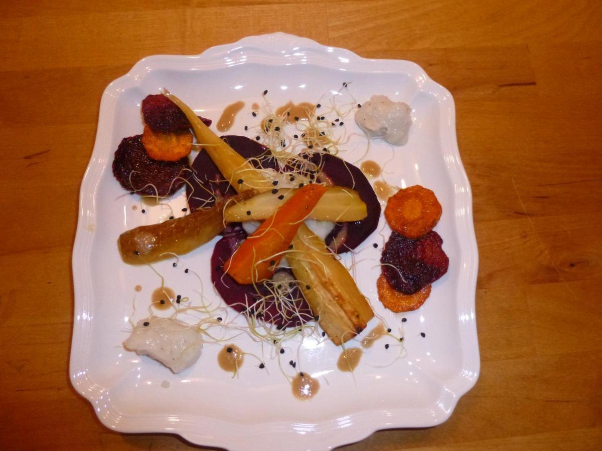 Au Chapitre Bed & Breakfast Rozoy-sur-Serre Екстериор снимка