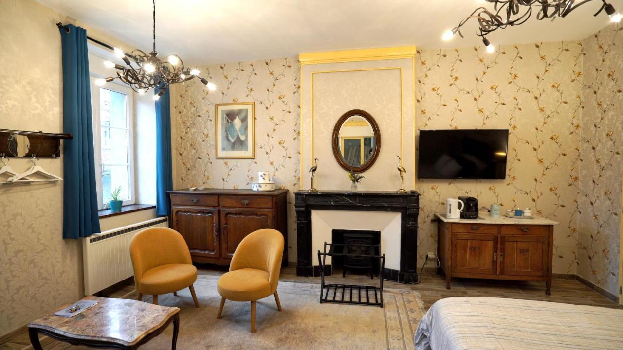Au Chapitre Bed & Breakfast Rozoy-sur-Serre Екстериор снимка