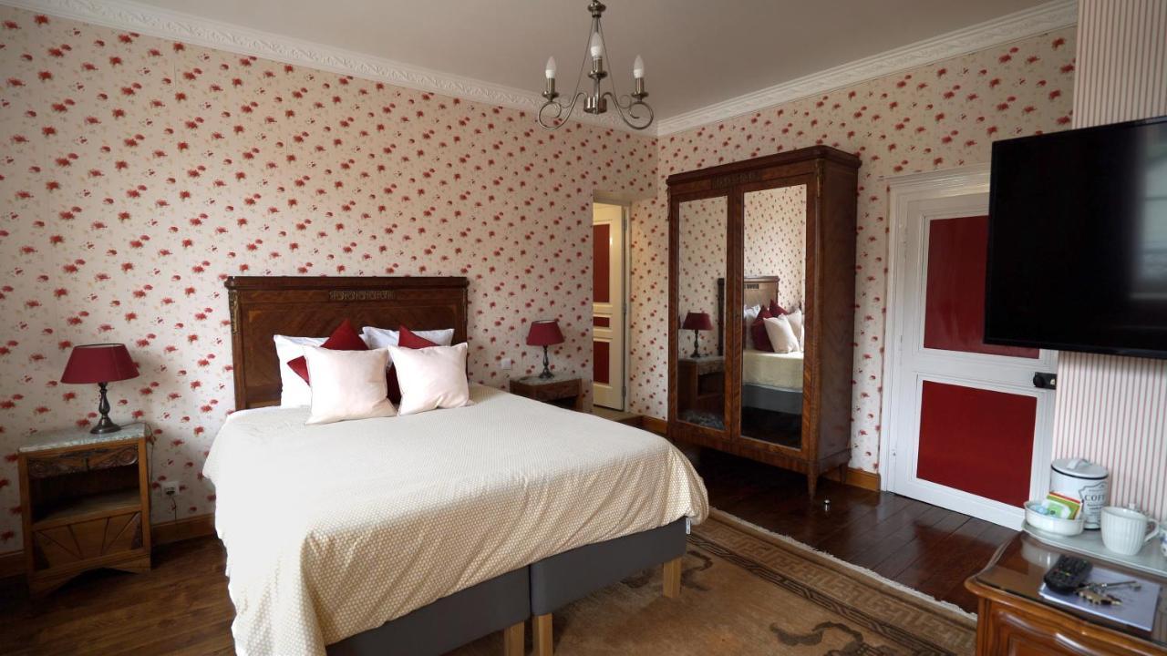 Au Chapitre Bed & Breakfast Rozoy-sur-Serre Екстериор снимка