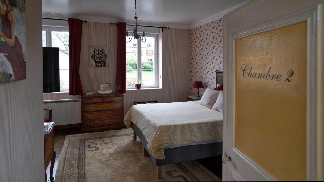 Au Chapitre Bed & Breakfast Rozoy-sur-Serre Екстериор снимка