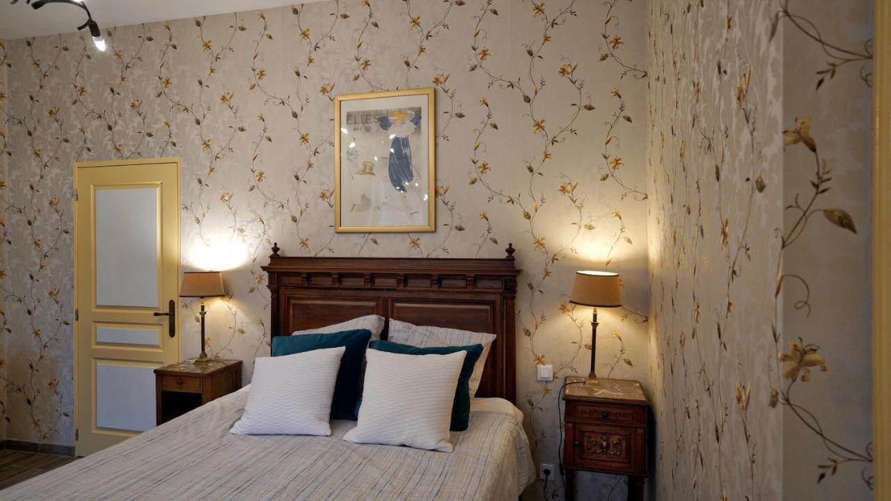 Au Chapitre Bed & Breakfast Rozoy-sur-Serre Екстериор снимка